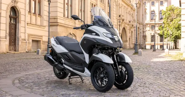 Air bag scooter 3 roues Yamaha Tricity 300 30