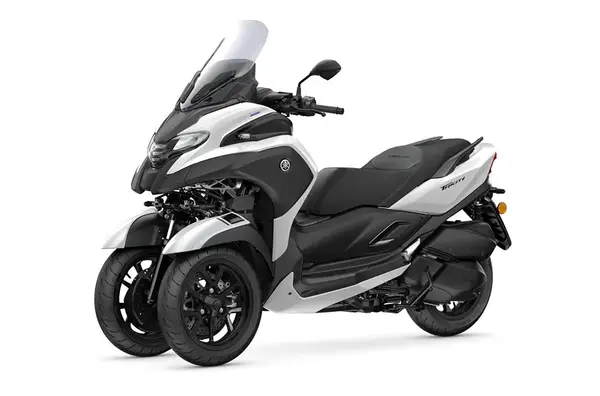 Air bag scooter 3 roues Yamaha Tricity 300 35