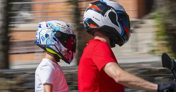 Casque scoote enfant LS2 FF812 Kid 00