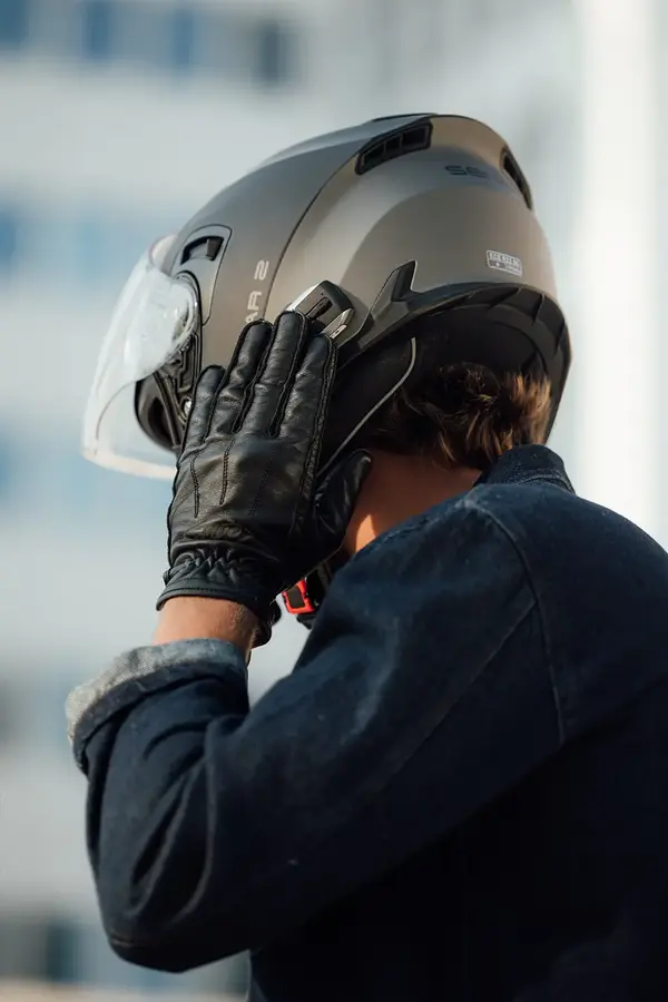 Casque scooter femme SENA 14