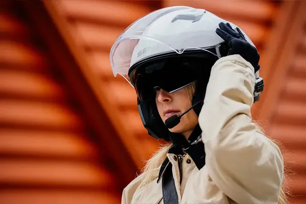 Casque scooter femme SENA 5