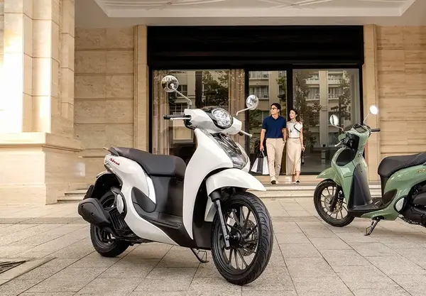 Honda Scooter SH Mode 125 16