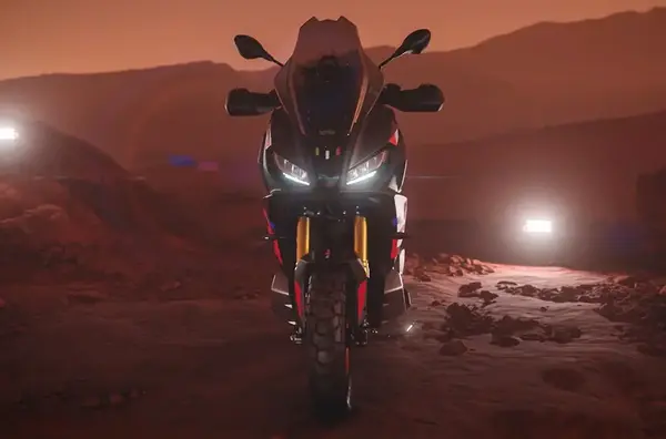 Maxi scooter APRILIA SR G 400 5