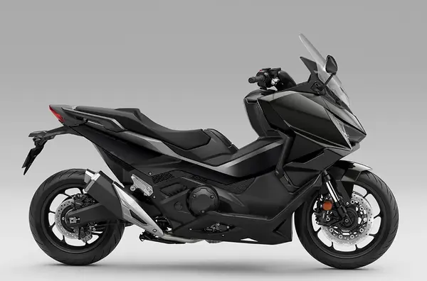 Maxi scooter Honda Forza 750 2027 1