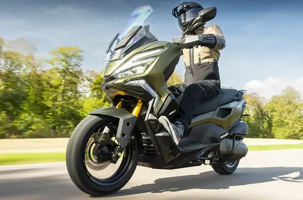 Maxi scooter Kymco X Tera 350 1