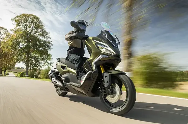 Maxi scooter Kymco X Tera 350 4