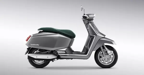 Maxi scooter Lambretta X300 1