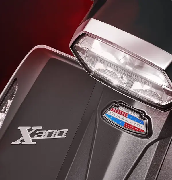 Maxi scooter Lambretta X300 5