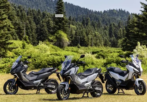 Maxi scooter Sym ADXTG 400 24