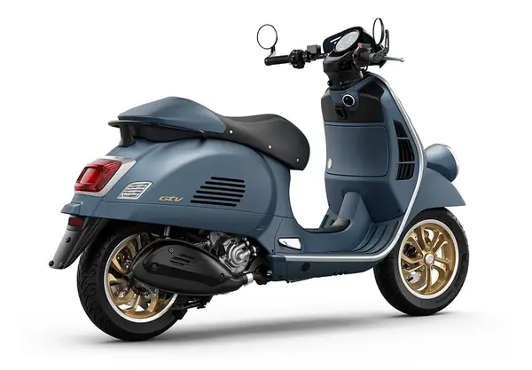 Maxi scooter Vespa 310 GT 20