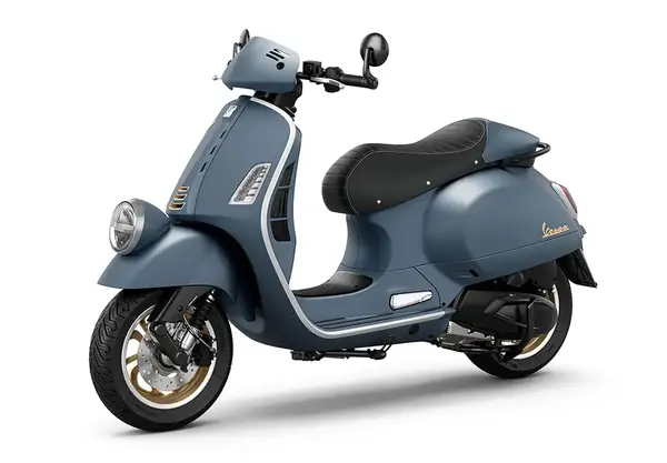 Maxi scooter Vespa 310 GT 21