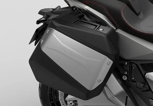 Maxi scooter X ADV 745 Honda 18
