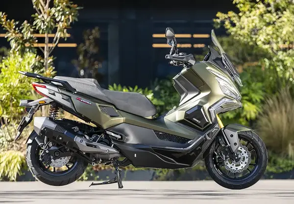 Maxi scooter crossover Kymco X Tera 350 24