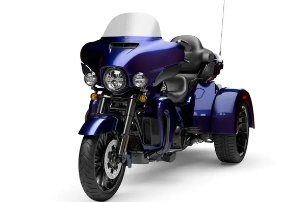 Moto 3 roues Trike Harley Davidson Tri Glide Ultra Carousel 13