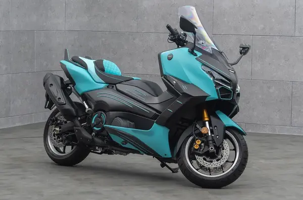 Preparateur TMAX Scooter Luxe Mansory 5