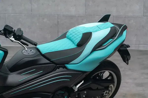Preparateur TMAX Scooter Luxe Mansory 9