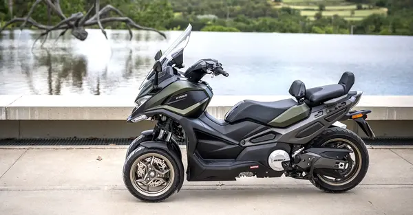 Promotion Kymco CV3 0