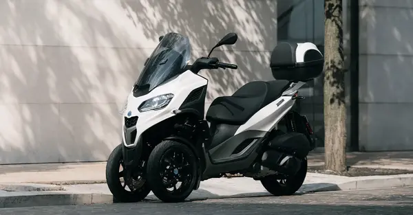 Promotion scooter 3 roues MP3 310 Piaggo