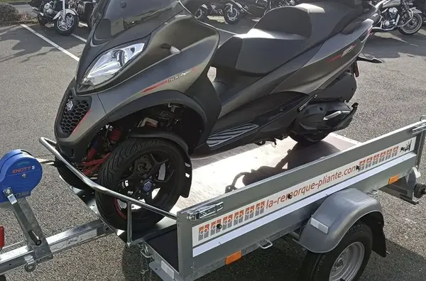Remorque scooter 3 roues 51