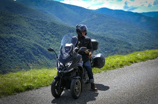 Route des corniches Ariege 16