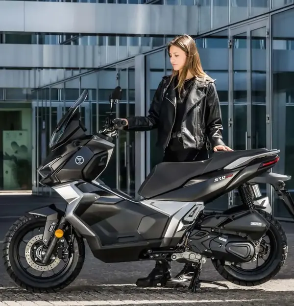 Scooter 125 SR1 ADV VOGE 4