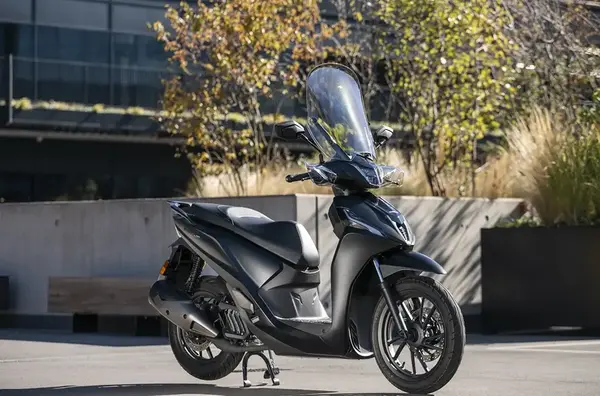 Scooter 2 roues Kymco People R HYBRID 125 4