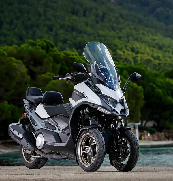 Scooter 3 roues Kymco CV3 575 6