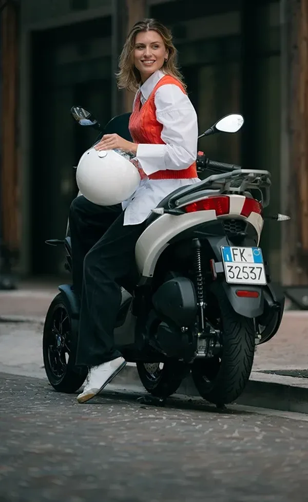 Scooter 3 roues Piaggo MP 310 3