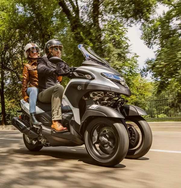 Scooter 3 roues Yamaha Tricity 300 7