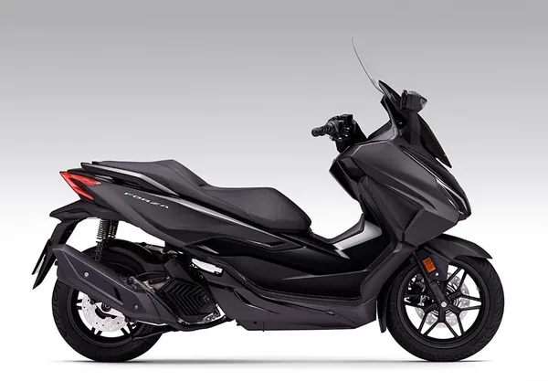 Scooter Forza GT 125 Honda 10