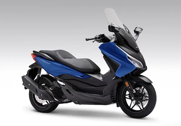 Scooter Forza GT 125 Honda 16