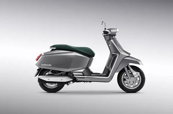 Scooter Lambretta X300 2