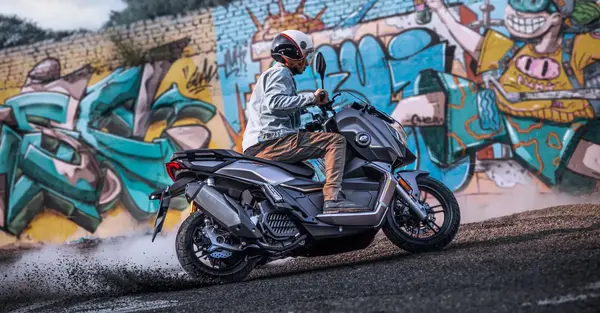 Scooter QJ Motor ATR 125 0