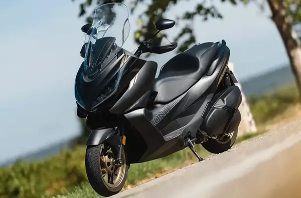 Scooter Zontes 368 E 3