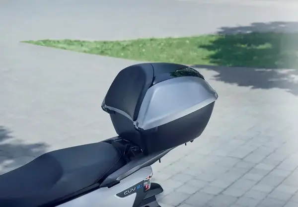 Scooter electrique 125 Honda CUV e 10