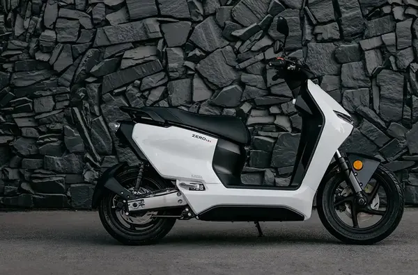 Scooter electrique 125 Zero LS1 1