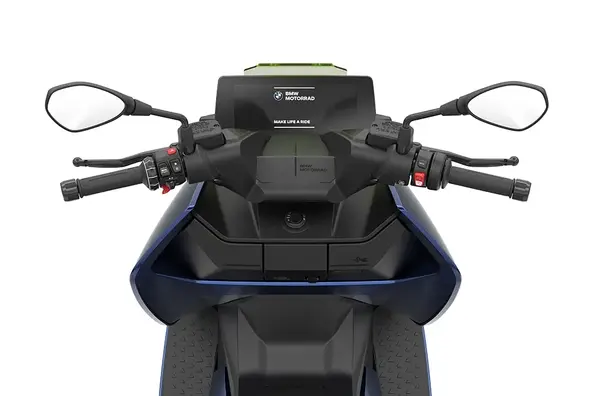 Scooter electrique BMW CE 04 16