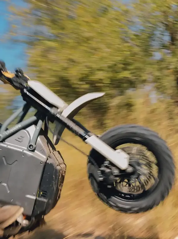 Scooter electrique S4 Honcho Livewire 10