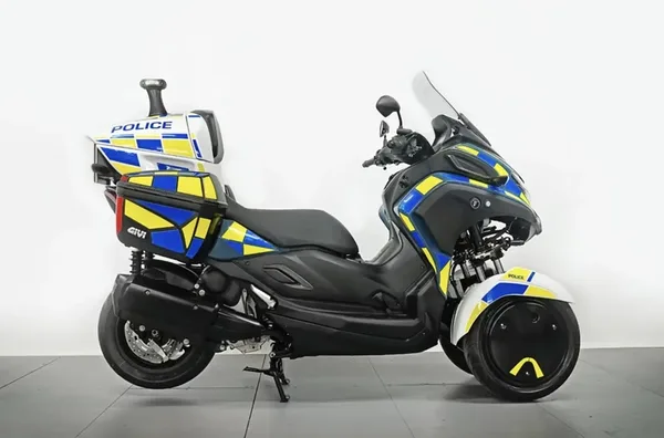 Scooter électrique trois roues WMC300 E White Motorcycle Concepts 24