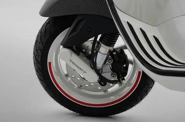 Scooter luxe electrique Mansory 3