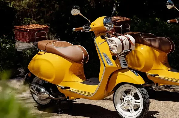 Vespa Gigi Saint Tropez 1