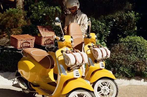 Vespa Gigi Saint Tropez 6