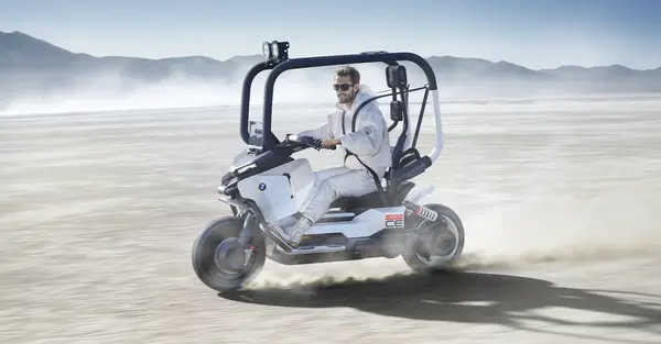 Vision CE BMW Scooter 00