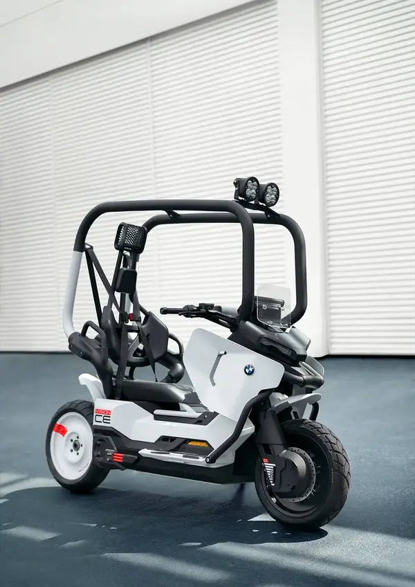 Vision CE BMW Scooter 15