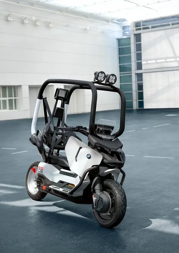 Vision CE BMW Scooter 24