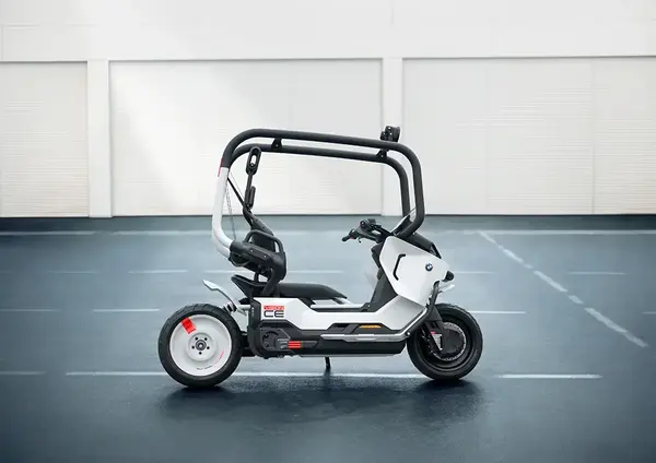 Vision CE BMW Scooter 8