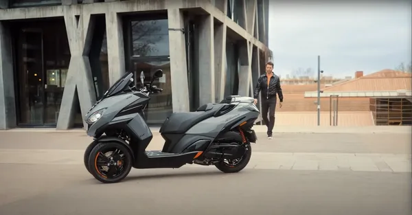Scooter 3 roues peugeot metropolis gt 400 principale
