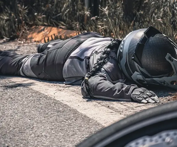 Peut on tomber avec un scooter 3 roues 0