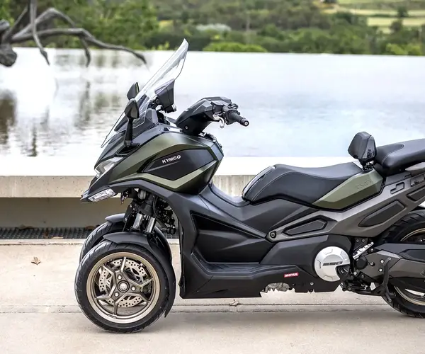 Promotion Kymco CV3 0