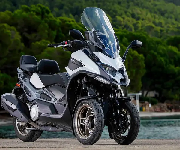 Scooter 3 roues Kymco CV3 575 0